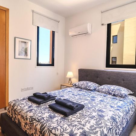 Isabella One Bedroom Ларнака Екстериор снимка