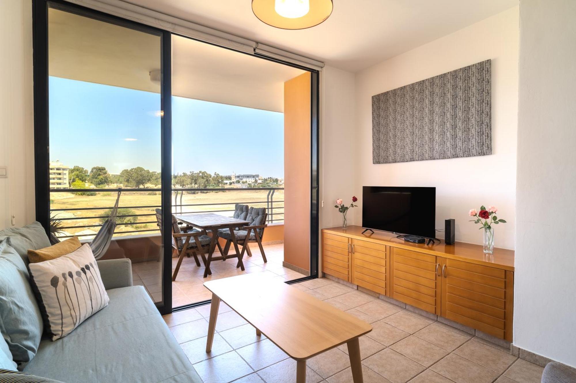 Isabella One Bedroom Ларнака Екстериор снимка