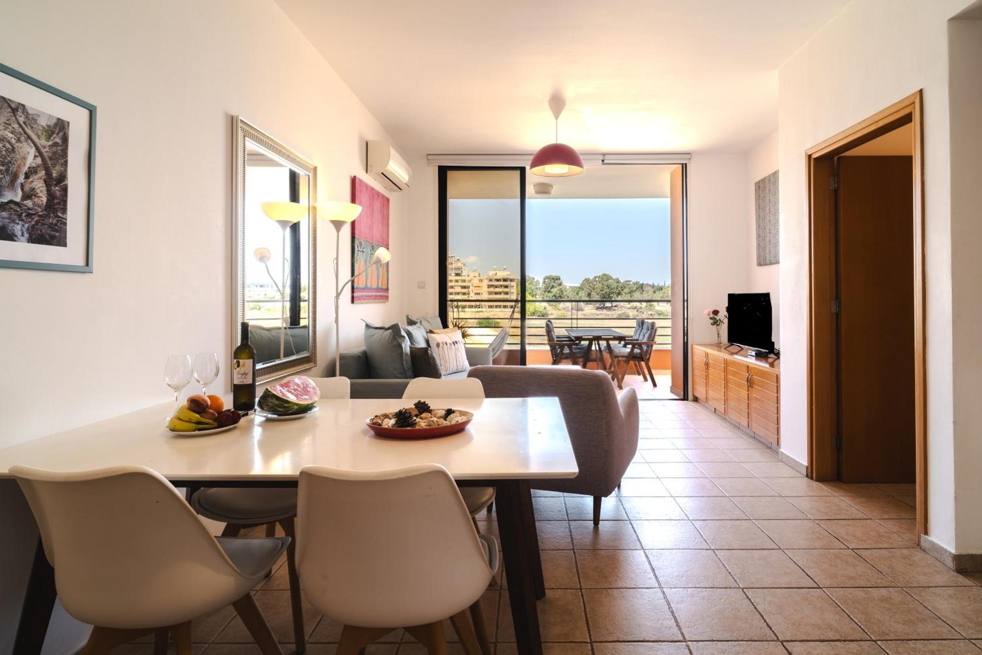 Isabella One Bedroom Ларнака Екстериор снимка