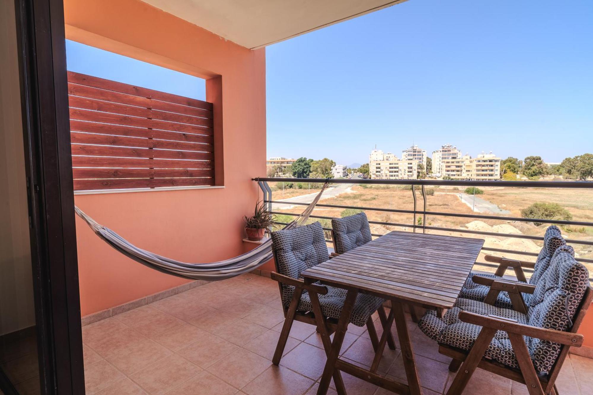 Isabella One Bedroom Ларнака Екстериор снимка